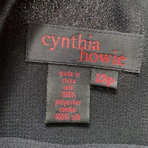 Cynthia Howie Vintage Black Open Pleated Round Neck Shift Dress Size 12P - Picture 2 of 12